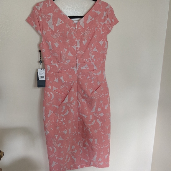 Adrianna Papell Size 8 Hibiscus Jacquard Draped Dress - Picture 2 of 10